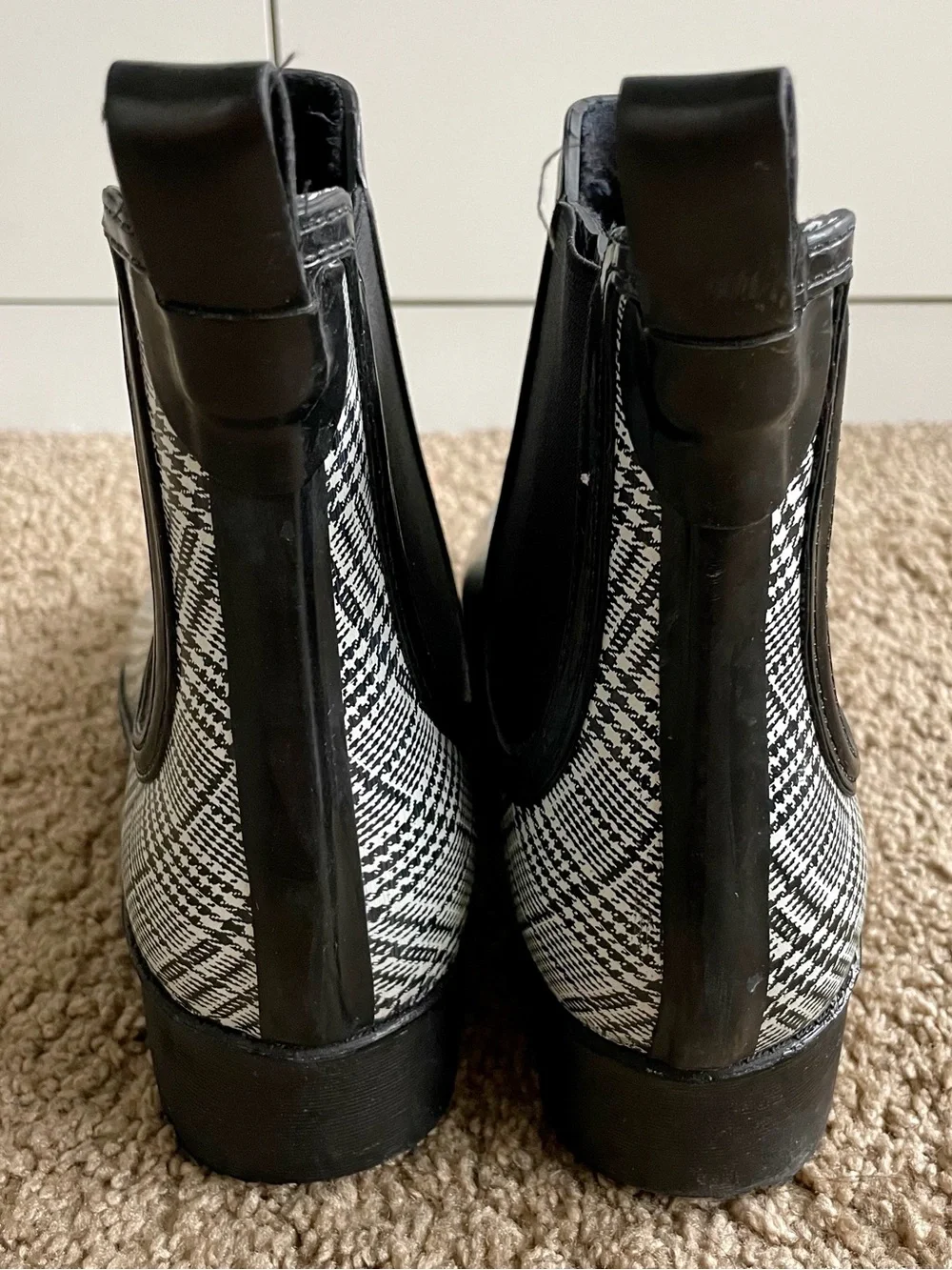 Jeffrey Campbell Chelsea Plaid Ankle Rain Boots Size 8